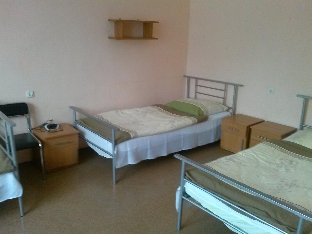 Pod Zielonym Kogutem Albergue Duszniki Zdrój Habitación foto